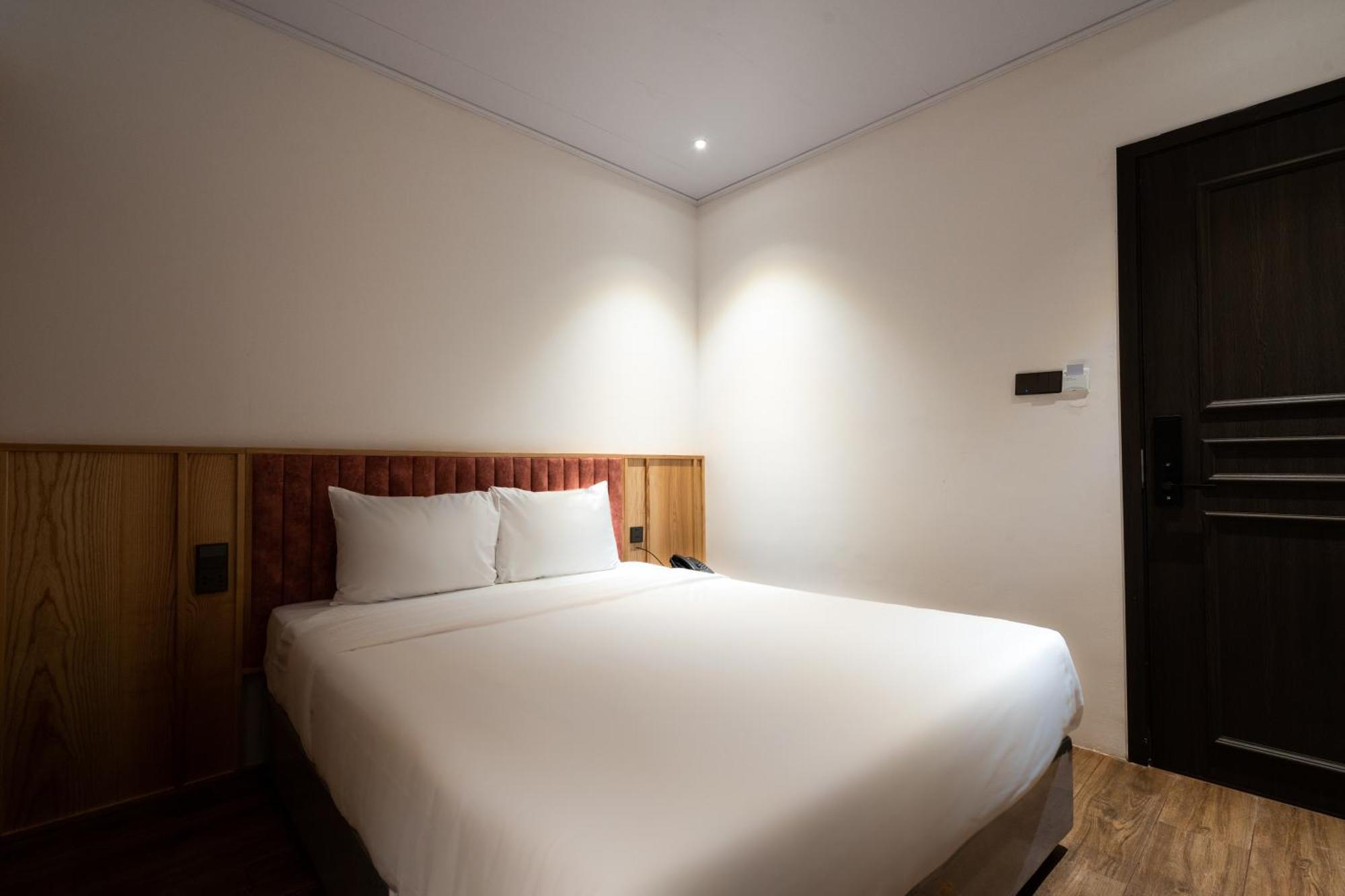 Haven Hut Riverside Hotel Ho Chi Minh-stad Buitenkant foto